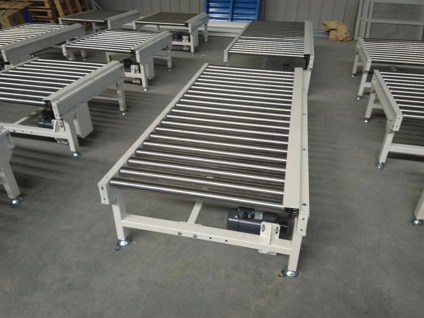 滾筒輸送機，青島樂途行工業設備有限公司